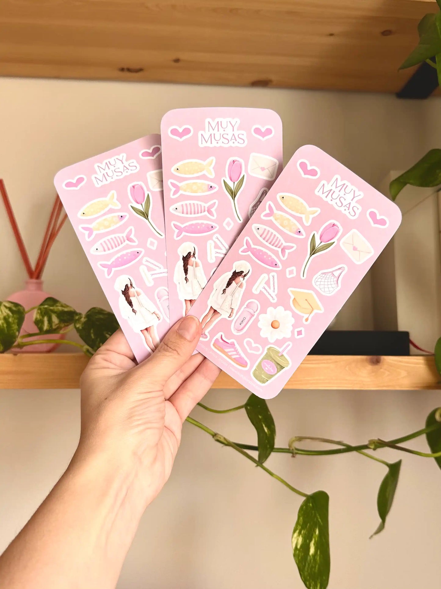 Colección de pegatinas exclusivas para decoración de sobres y snail mail en Muy Musas